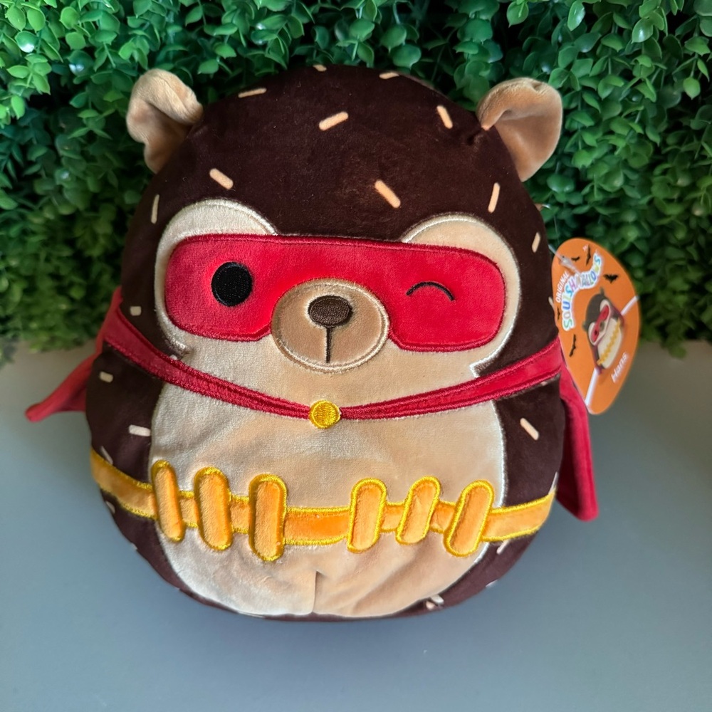 Hans the Hedgehog In Superhero Costume Halloween Squishmallows 8" New with tag